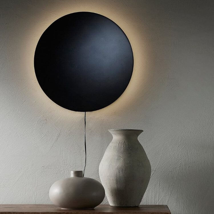 Tips på present till 45-åring: Eugene Vägglampa