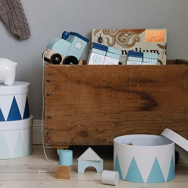 Present till 3-åring:Dragleksak tåg med klossar