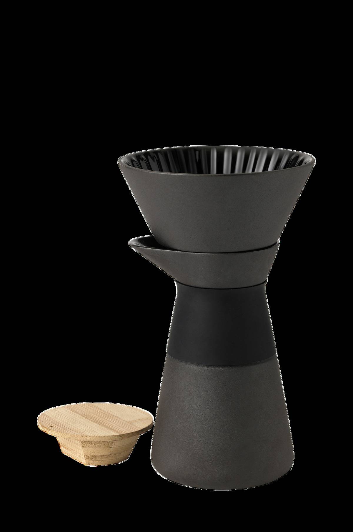 Svart kaffebryggare Theo från Stelton med filtertratt och bambulock