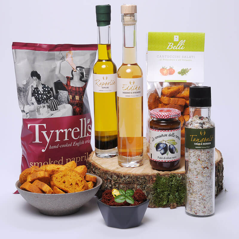 Presentkorg med gourmet